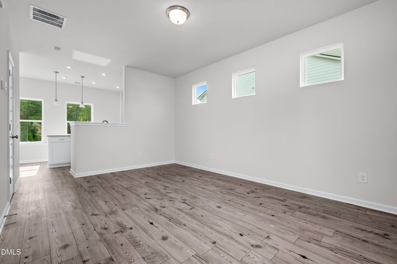 213 Courtside Dr, Dunn, NC 28334