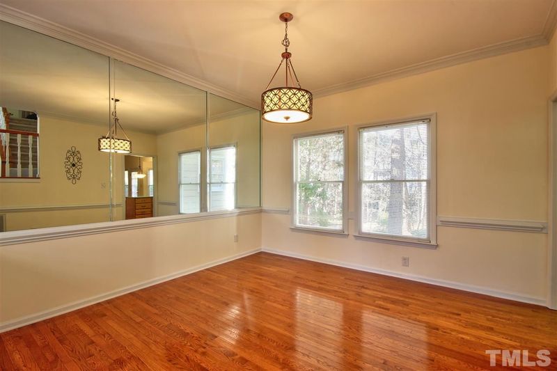 213 Covington Sq, Cary, NC 27513