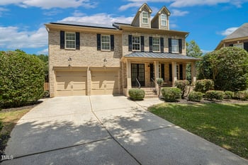213 Cross Oaks Pl, Holly Springs, NC 27540