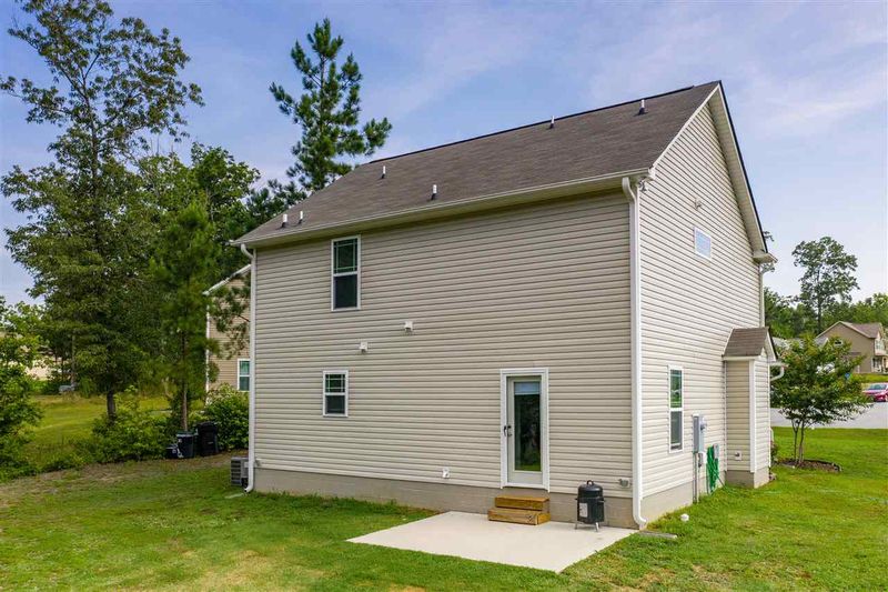 213 Crownside Dr, Four Oaks, NC 27524