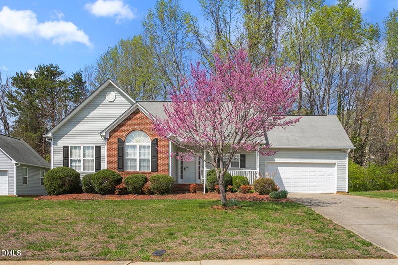 213 Drake Ln, Mebane, NC 27302