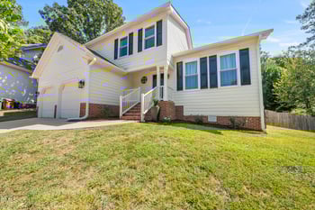 213 Excalibur Ct, Cary, NC 27513