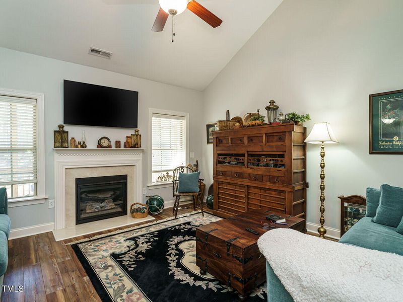 213 Forest Haven Dr, Holly Springs, NC 27540