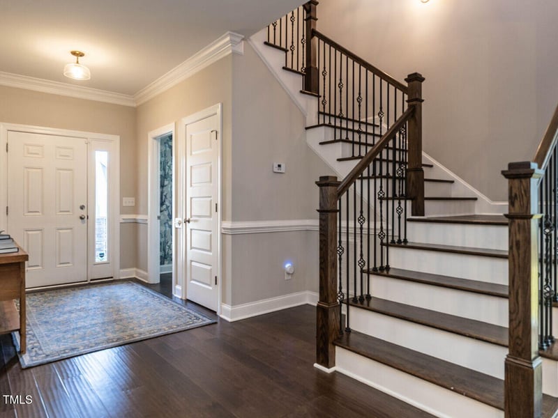 213 Foskey Dr, Cary, NC 27518