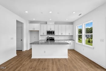 213 Hickory Grove Dr, Sanford, NC 27330