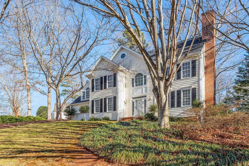 213 Highlands Lake Dr, Cary, NC 27518