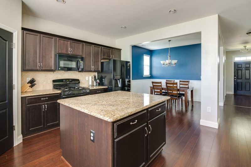 213 Holly Blossom Dr, Durham, NC 27703