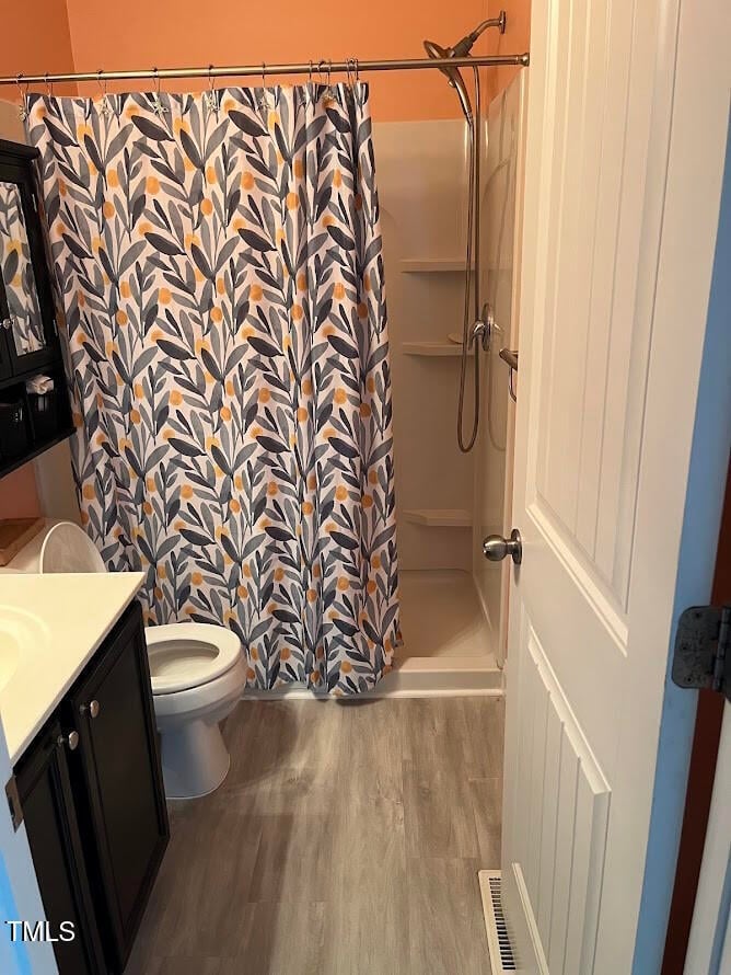 213 Holly Moor Ln, Holly Springs, NC 27540