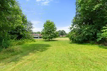 213 Holt St, Burlington, NC 27217