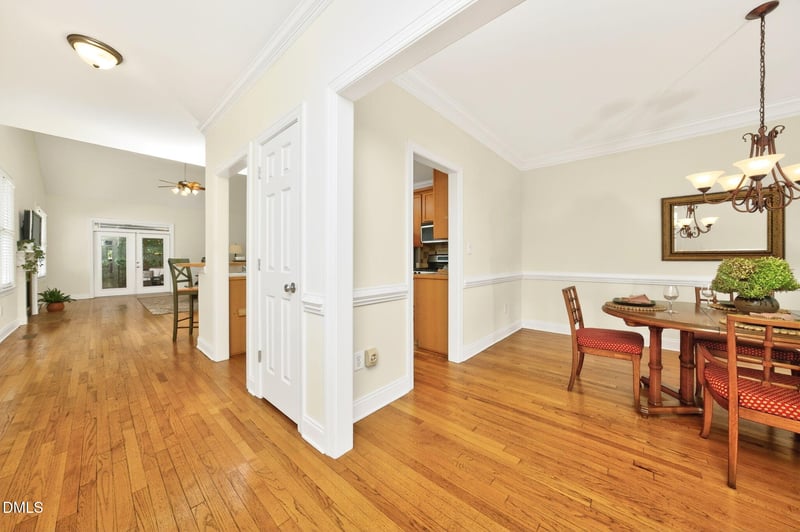 213 Homegate Cir, Apex, NC 27502