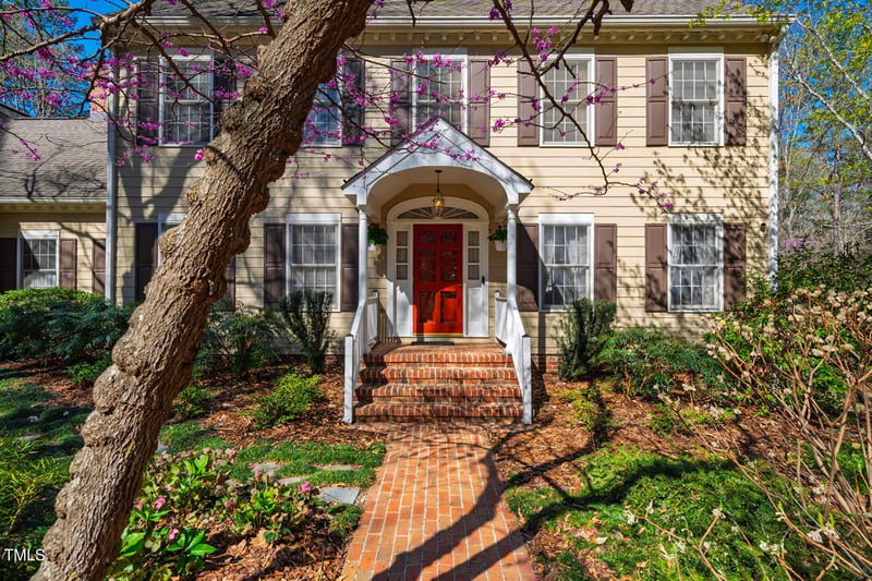 213 Huntington Dr, Chapel Hill, NC 27514