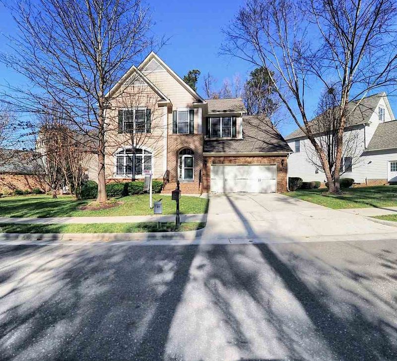213 Juliet Cir, Cary, NC 27513