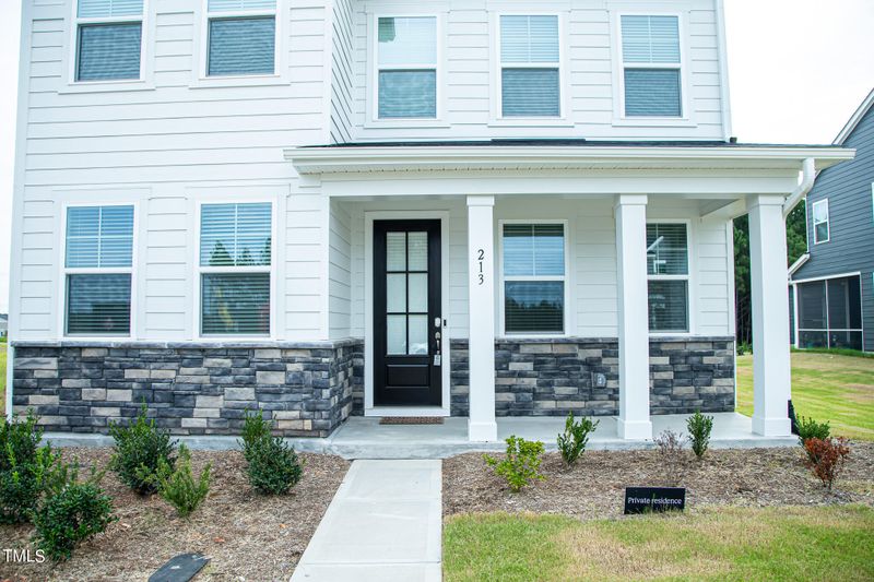 213 Leland Crest Dr, Apex, NC 27539