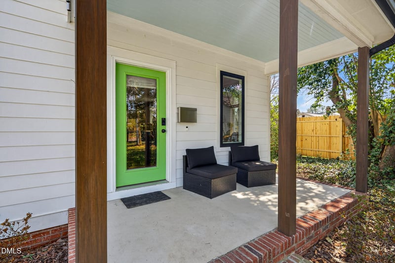 213 Lincoln Ct, Raleigh, NC 27610