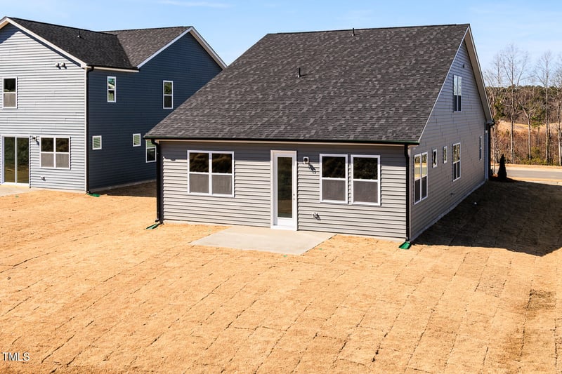 213 Little Creek Dr, Lillington, NC 27546