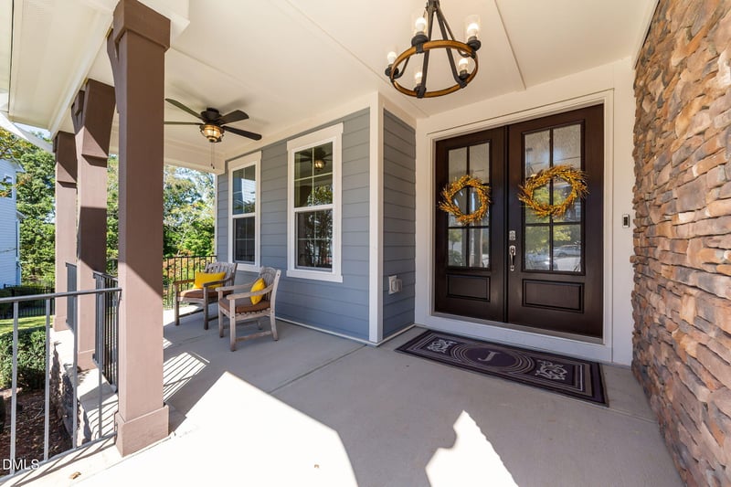 213 Lofty Oak Ln, Holly Springs, NC 27540