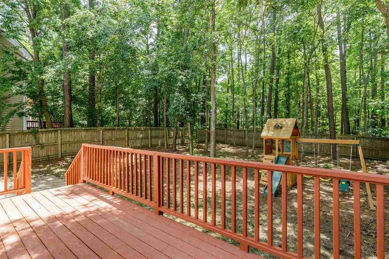 213 Lost Tree Ln, Cary, NC 27513
