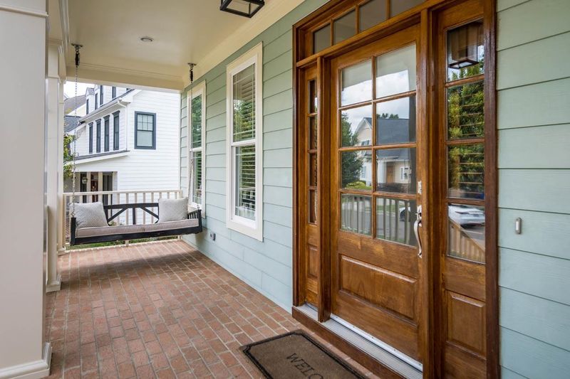 213 Lucas Ln, Chapel Hill, NC 27516
