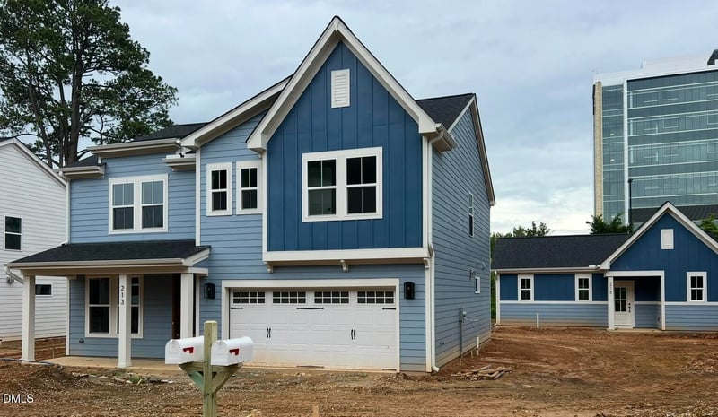 213 Maple Ave, Holly Springs, NC 27540