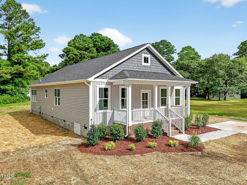 213 Maye St, Dunn, NC 28334