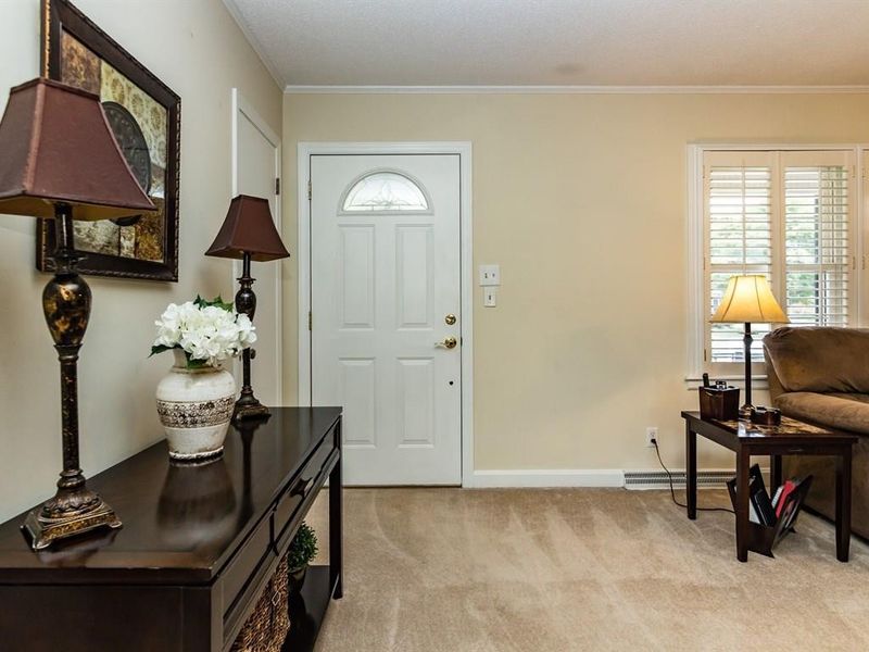 213 Meadowbrook Dr, Burlington, NC 27215
