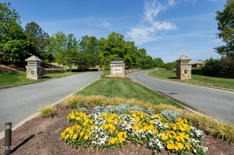213 North Crest Dr, Chapel Hill, NC 27517