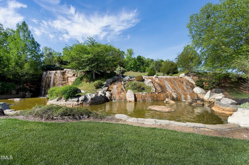 213 North Crest Dr, Chapel Hill, NC 27517