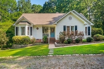 213 Oakcrest Dr, Wake Forest, NC 27587