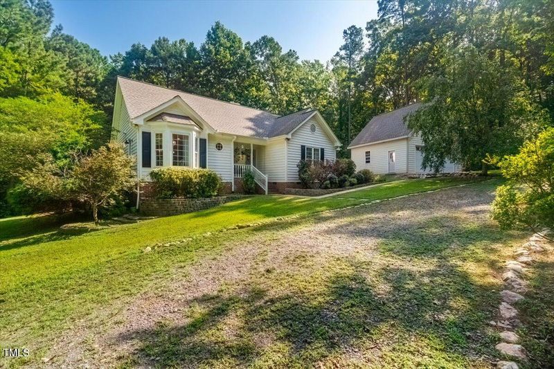 213 Oakcrest Dr, Wake Forest, NC 27587