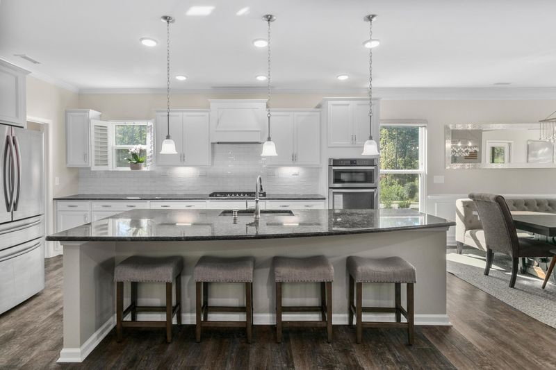 213 Oakmere Dr, Cary, NC 27513