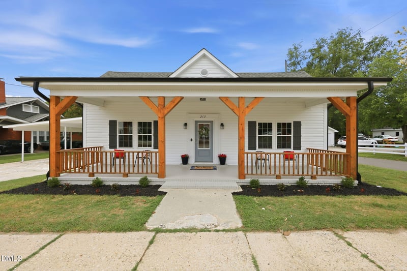 213 Parrish Dr, Benson, NC 27504