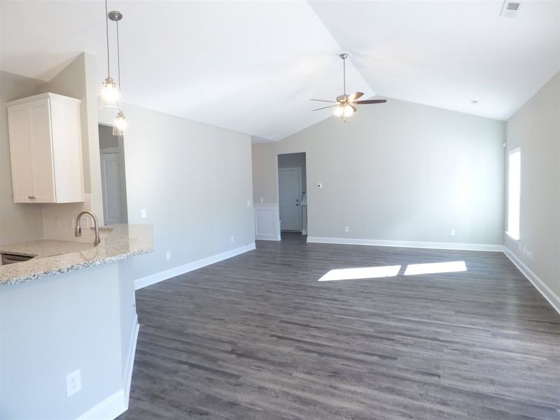 213 Pleasant Ridge Ct, Benson, NC 27504