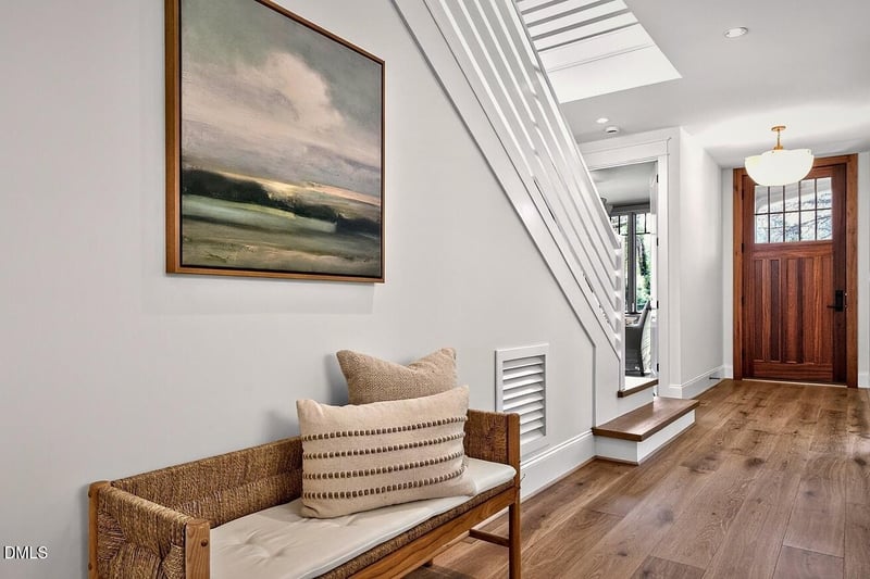 213 Poplar St, Raleigh, NC 27604