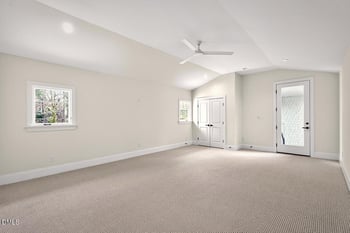 213 Poplar St, Raleigh, NC 27604