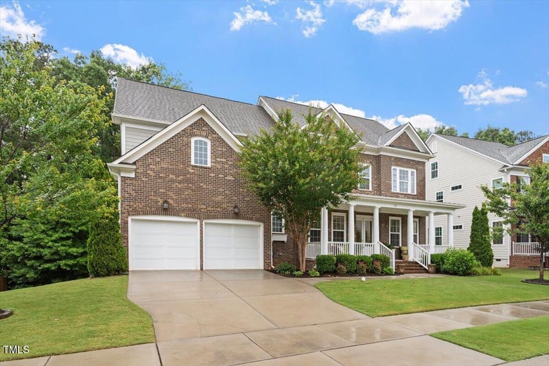 213 Preatonwood Dr, Apex, NC 27539