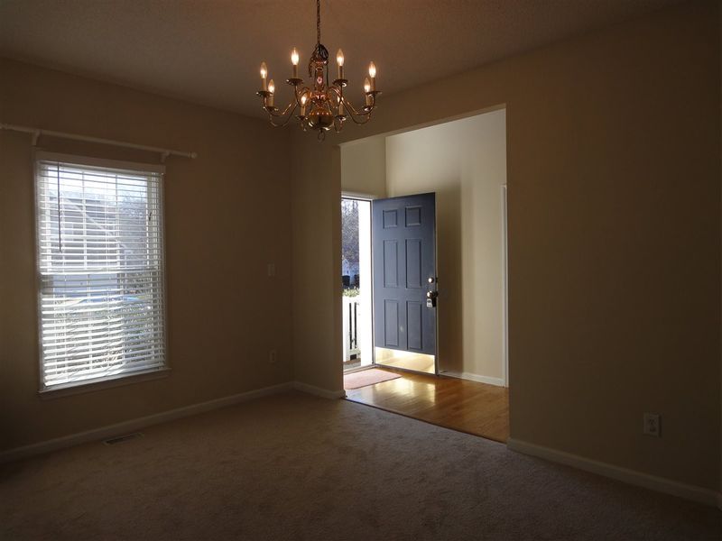 213 Ravenstone Dr, Cary, NC 27518