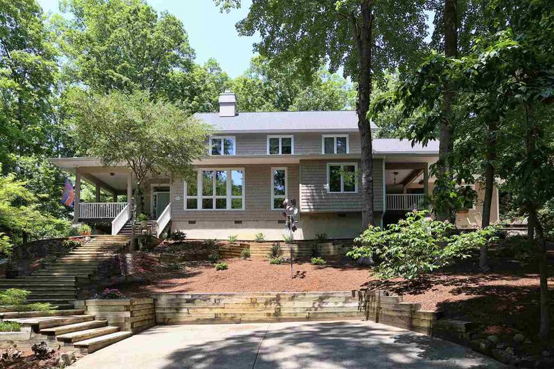 213 Rhododendron Dr, Chapel Hill, NC 27517