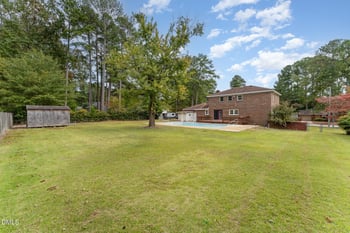 213 Rivenoak Dr, Fayetteville, NC 28303