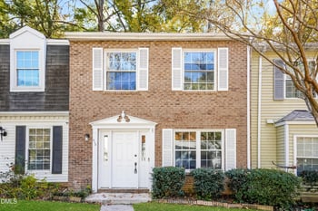 213 Rosebrooks Dr, Cary, NC 27513