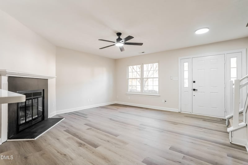 213 Rosebrooks Dr, Cary, NC 27513