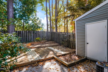 213 Rosebrooks Dr, Cary, NC 27513