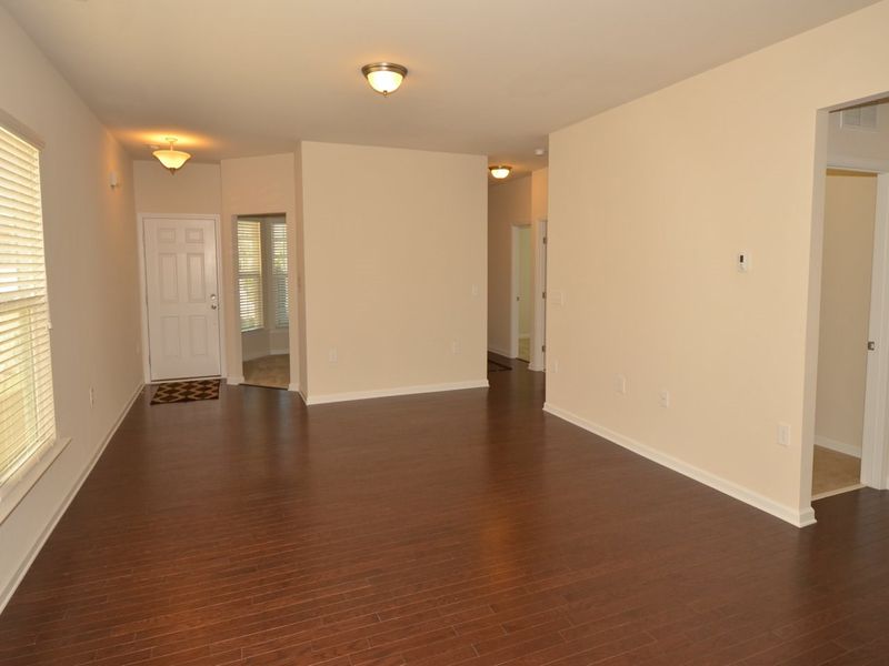 213 Rosedale Creek Dr, Durham, NC 27703