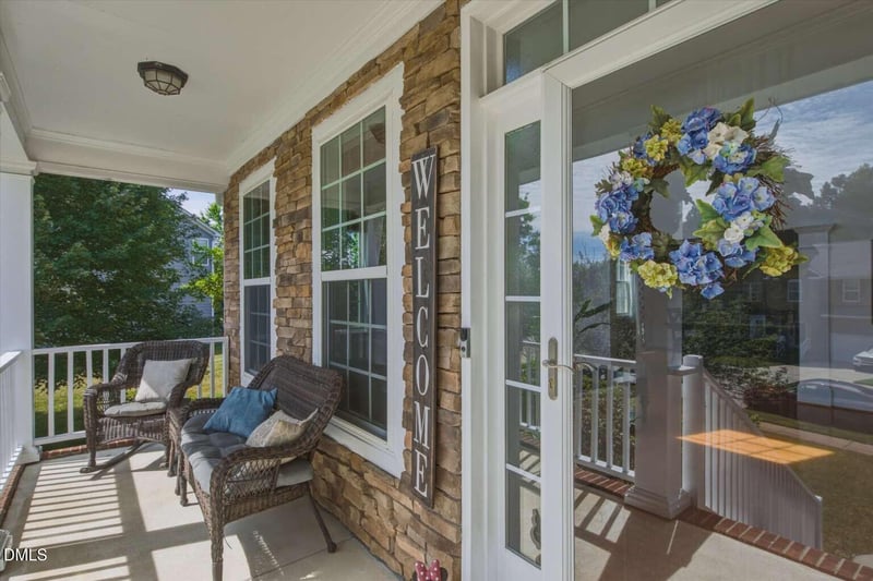 213 Sea Biscuit Ln, Apex, NC 27539
