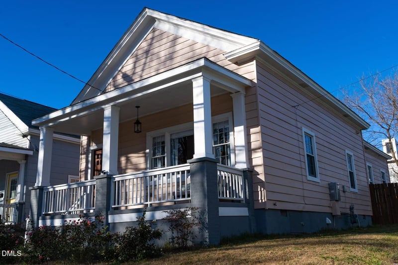 213 South St, Raleigh, NC 27601