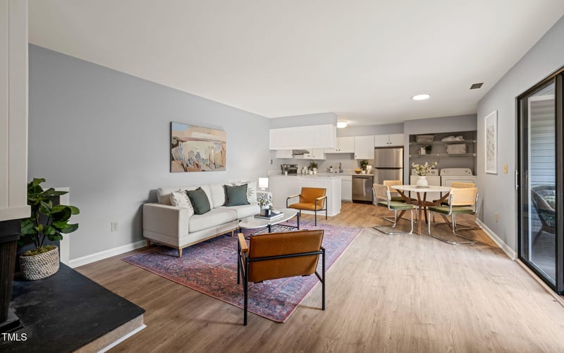 213 Summerwalk Cir, Chapel Hill, NC 27517