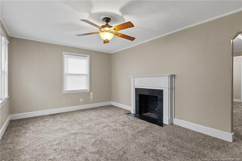 213 Sunset Ave, Fayetteville, NC 28301