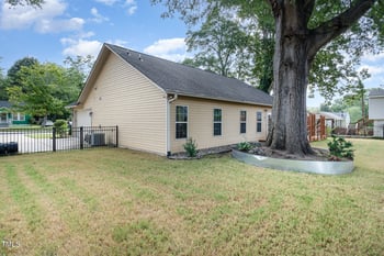 213 Whitaker St, Clayton, NC 27520