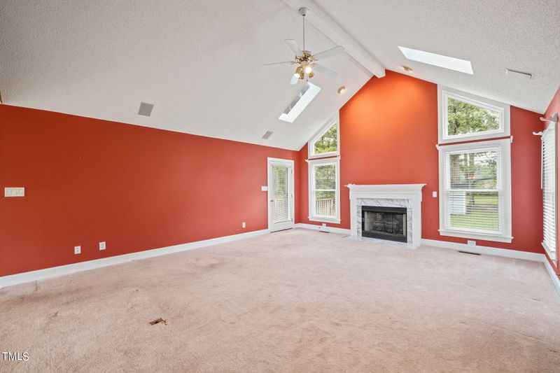 213 Wiley Oaks Dr, Wendell, NC 27591