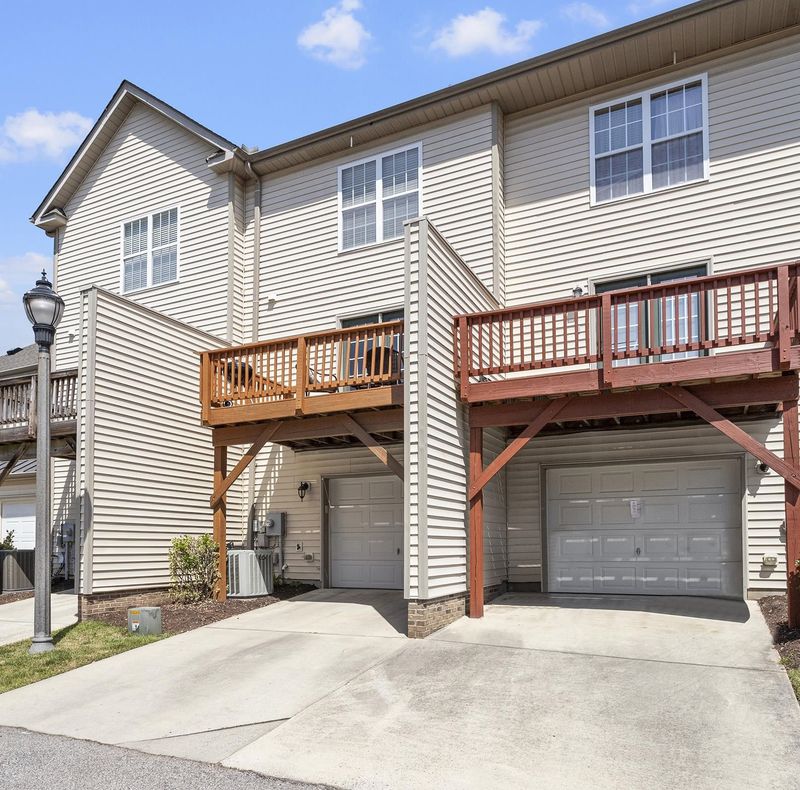 2131 Kedvale Ave, Raleigh, NC 27617