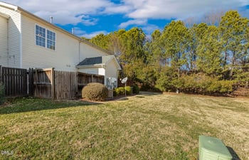 2131 Piney Brook Rd #102, Raleigh, NC 27614